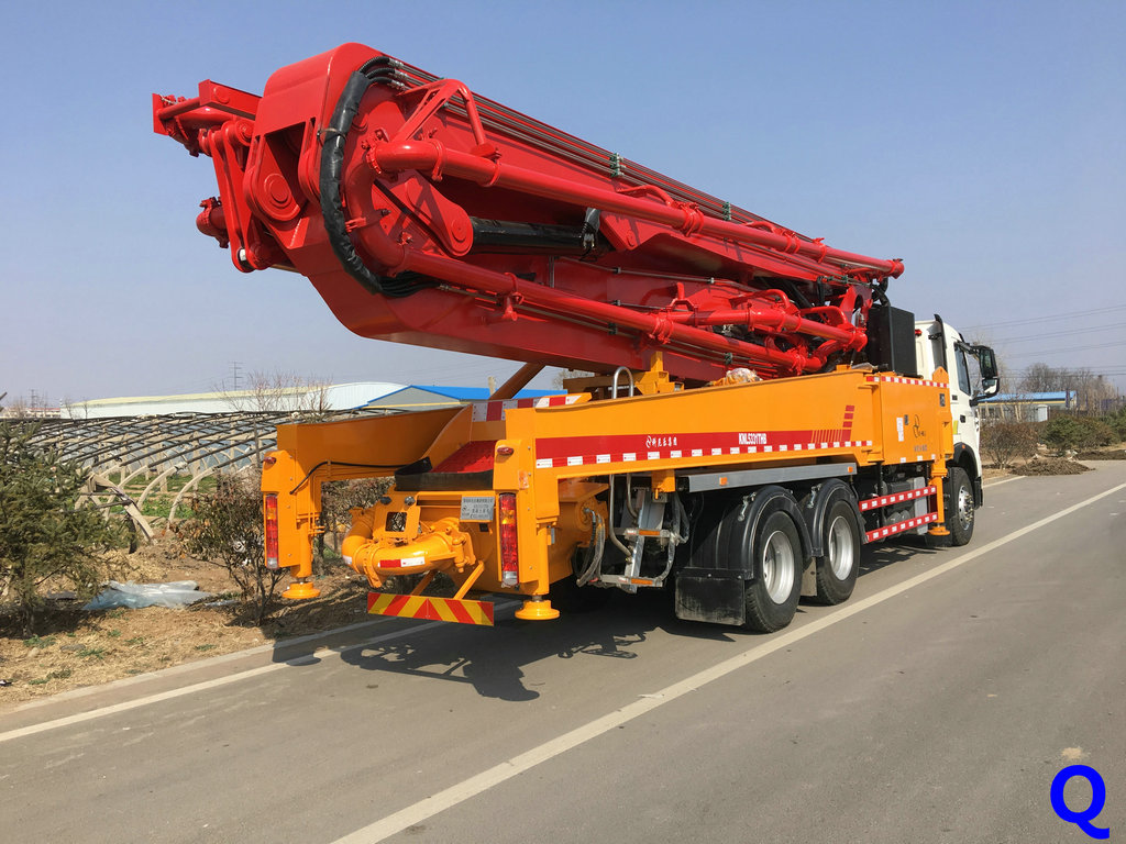 小型混凝土泵車 天泵 小型泵車 混凝土泵車