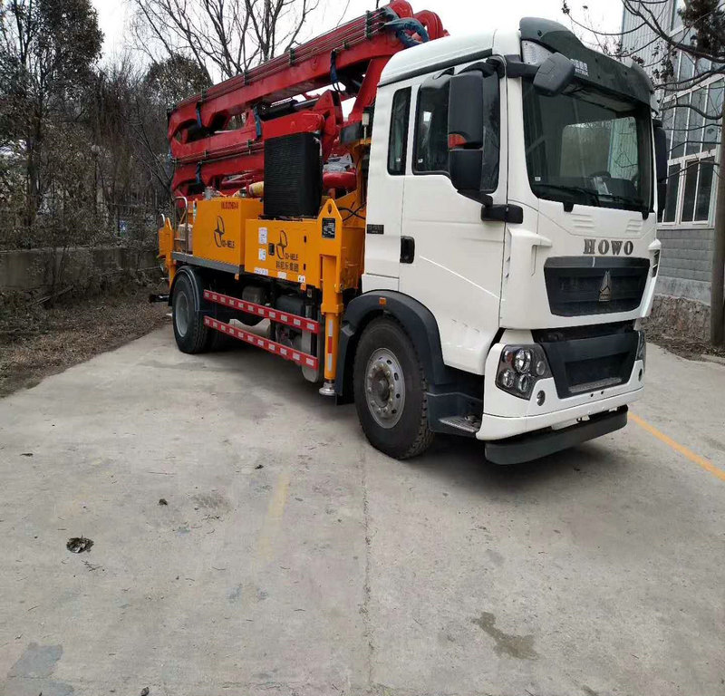 小型混凝土泵車，天泵，小型泵車