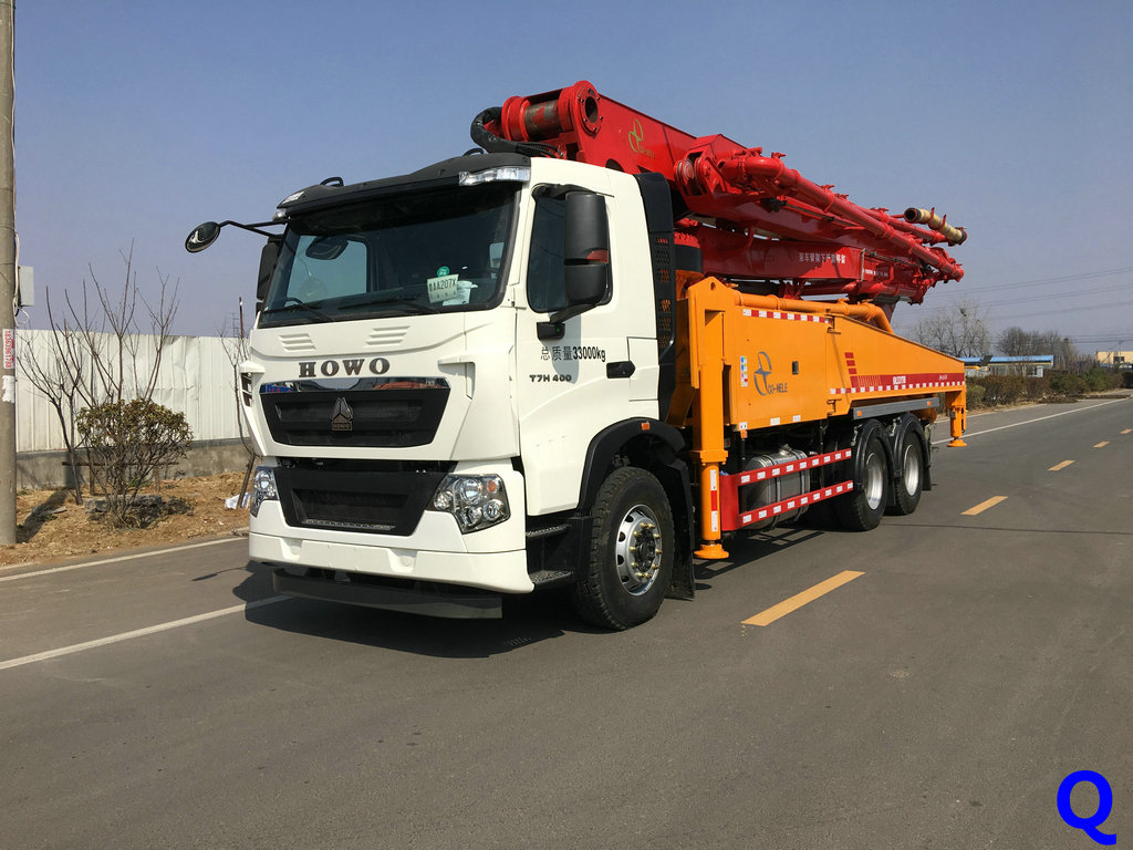 小型混凝土泵車。天泵，混凝土泵車，小型泵車